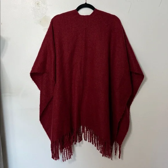 Echo Red Fringe Poncho Wrap Shawl Boho Cozy One Size Cape - Picture 5 of 5